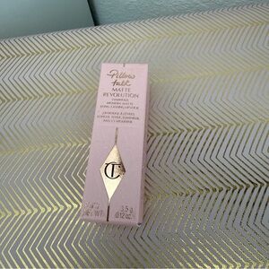 Charlotte Tilbury Pillow Talk Lipstick in Soft Pink